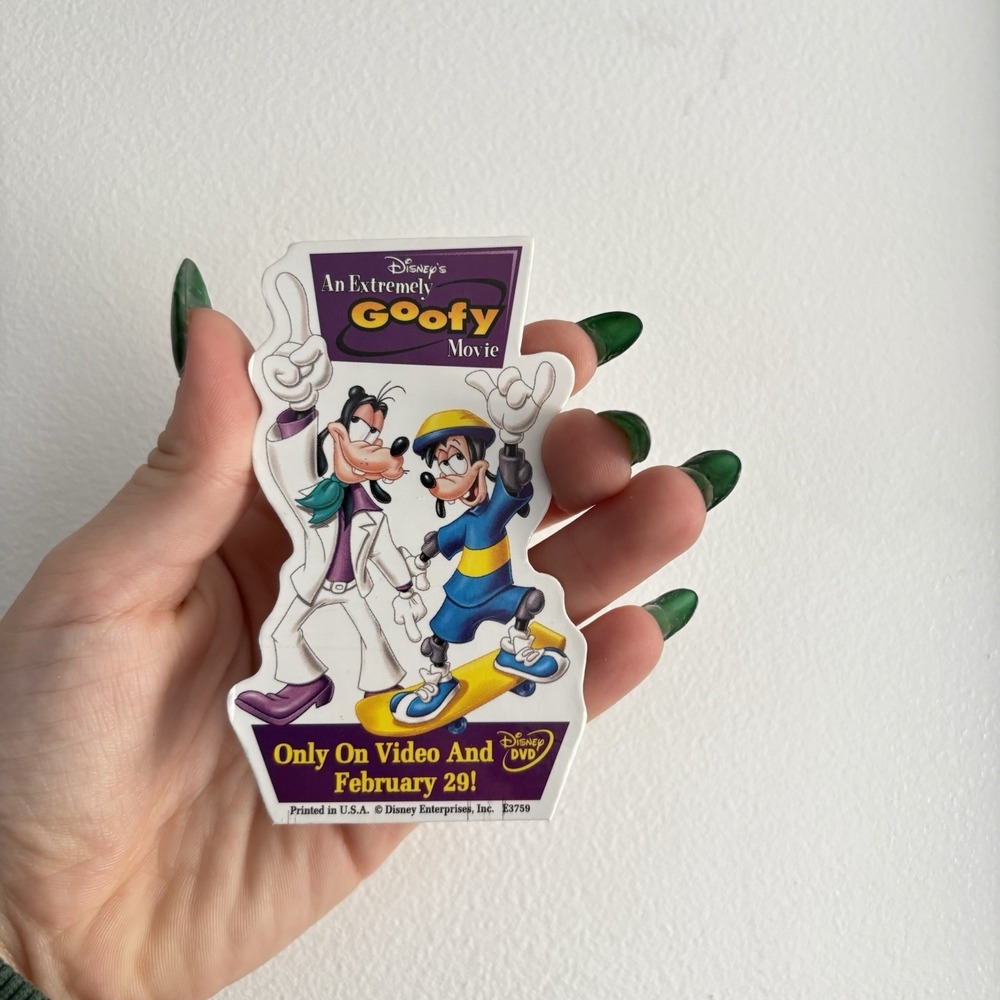 Vintage Walt Disney An Extremely Goofy Movie DVD Promo Movie Button Brooch Pin